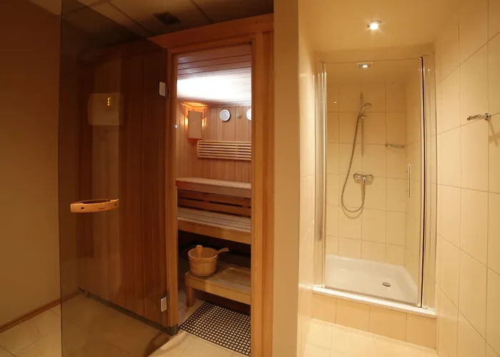 Pod Wawelem 3* Kraków