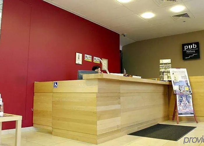 Pod Wawelem 3* Kraków