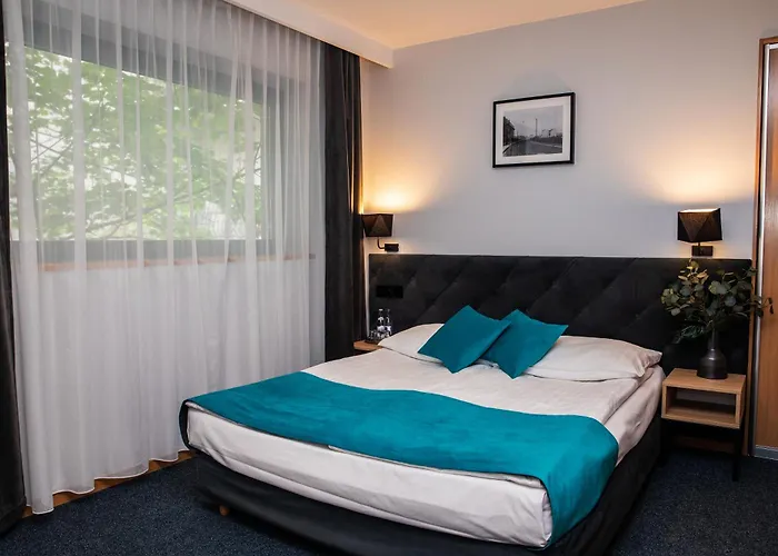 ポッド ヴァヴェルム 3*